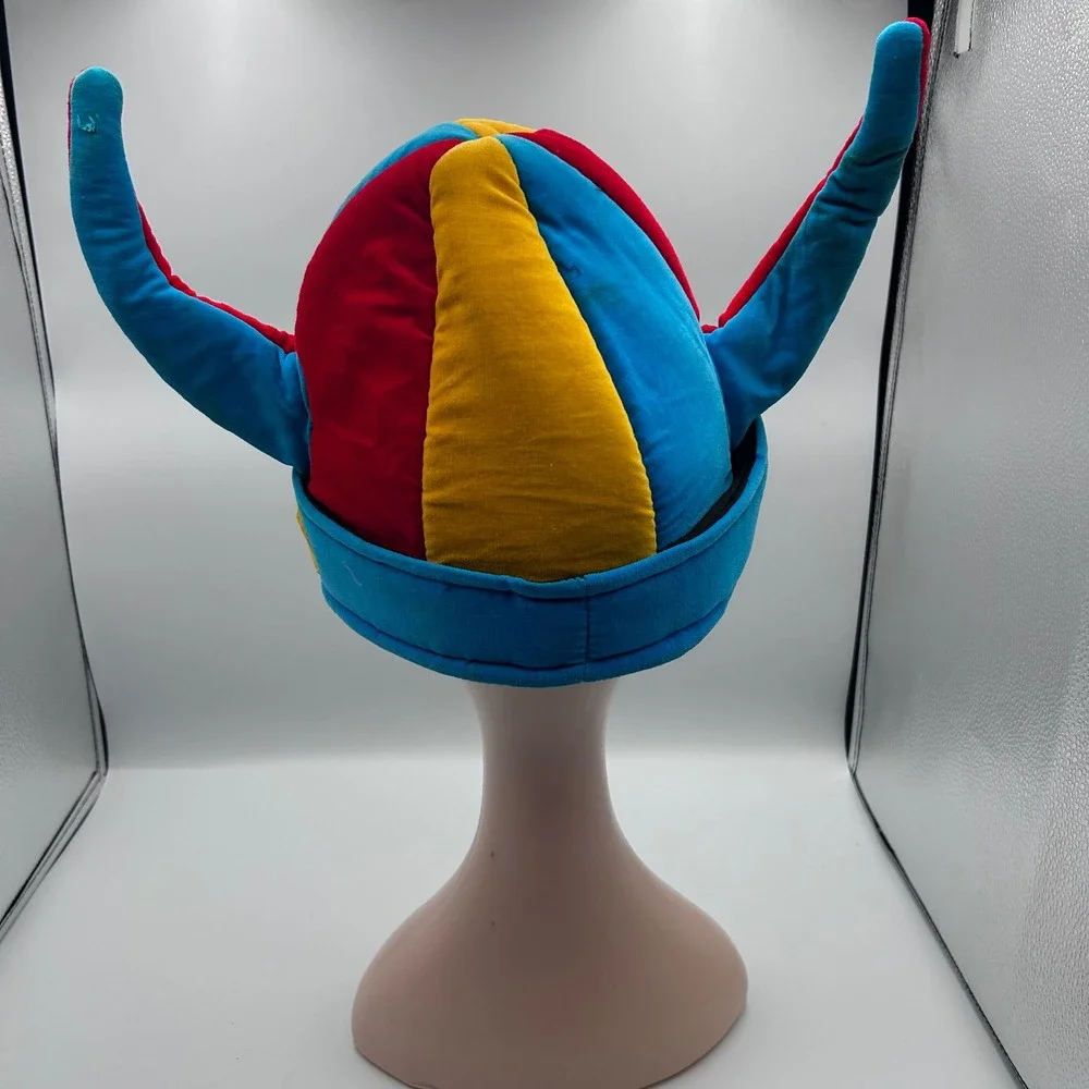 Unbranded features viking